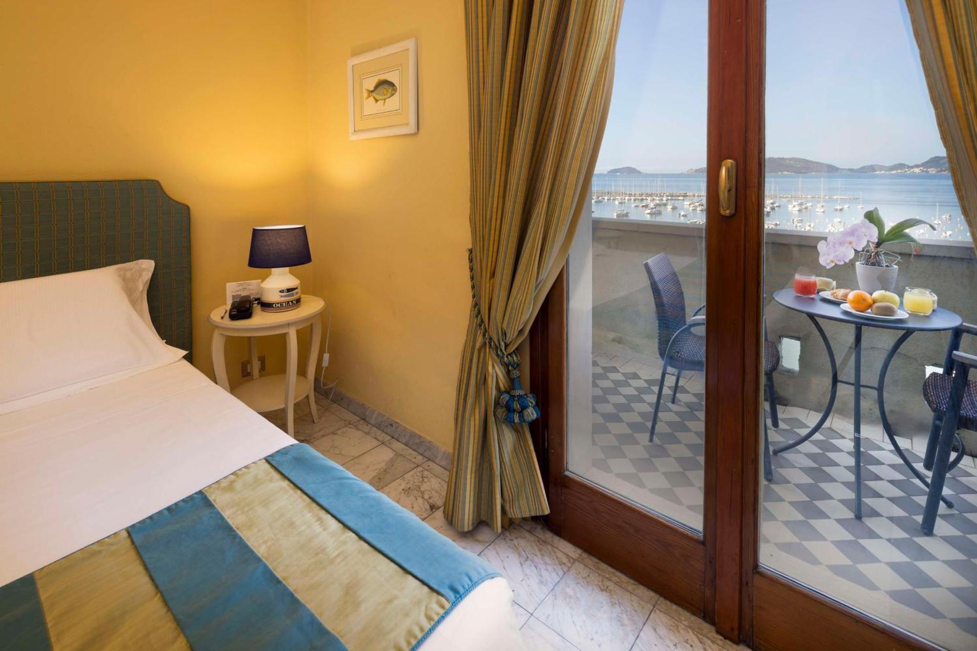לריצ'י Hotel Shelley E Delle Palme, BW Signature Collection מראה חיצוני תמונה